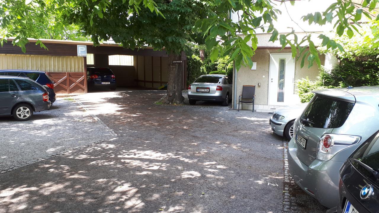 Hotel Voeslauerhof Bad Voeslau Buitenkant foto