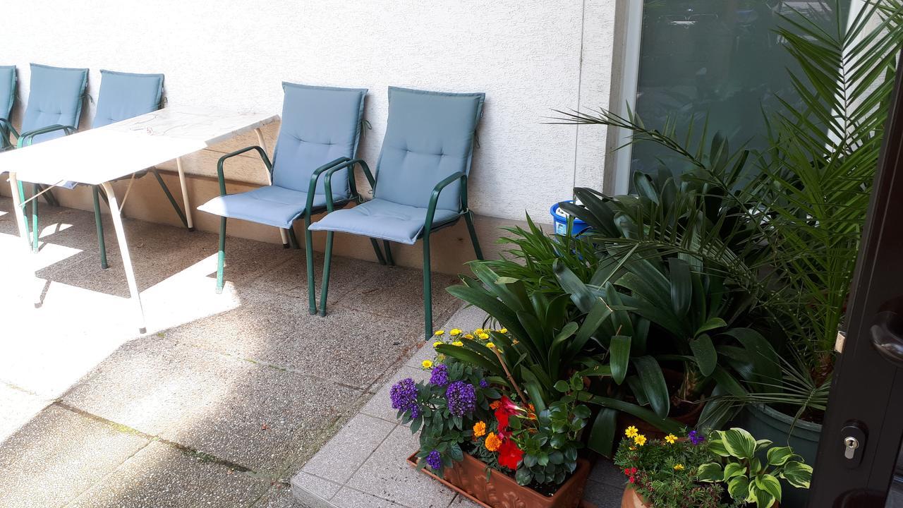 Hotel Voeslauerhof Bad Voeslau Buitenkant foto